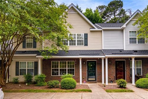5430 Strasburg Dr, Greensboro, NC, 27407-6482 | Card Image