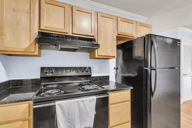 CREM - 21 Rivers Point Unit 17G-16 | Image 13
