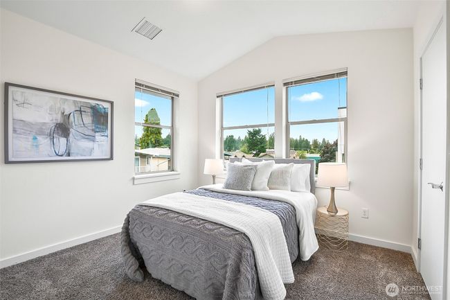 1214 N Northgate Way, Townhouse with 3 bedrooms, 2 bathrooms and 1 parking in Seattle WA | Image 28