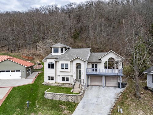 3630 Deerfield Place, La Crosse, WI, 54601 | Card Image