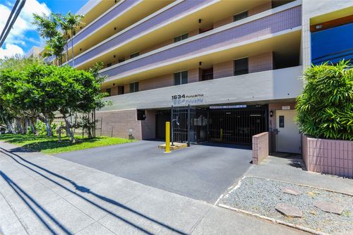 104-1634 Nuuanu Ave, Honolulu, HI, 96817-3235 | Card Image