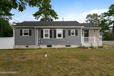 1241 6th Avenue, House other with 2 bedrooms, 1 bathrooms and null parking in Toms River NJ | Image 3