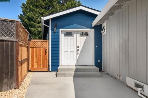 18 Del Sol Ct, Petaluma, CA, 94954-5712 | Card Image