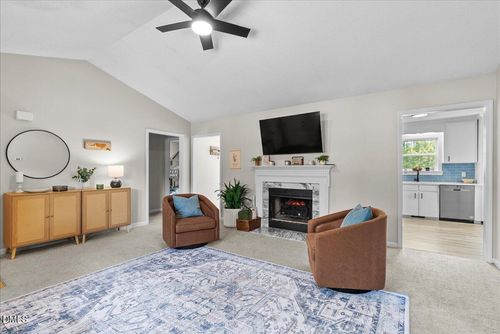 109 N Valley Dr, Louisburg, NC, 27549-8714 | Card Image