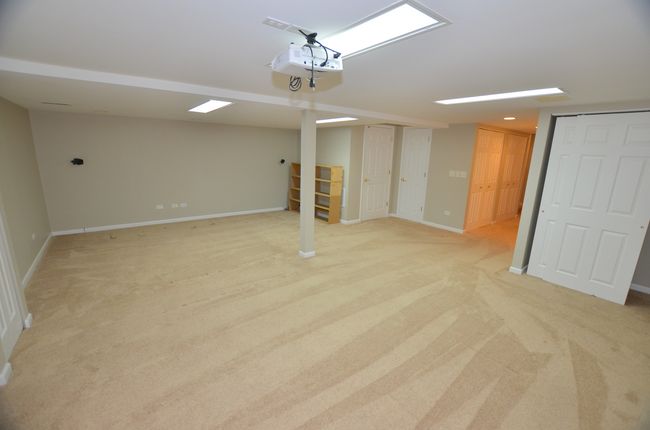1211 Townes Cir, Townhouse with 3 bedrooms, 4 bathrooms and 2 parking in Aurora IL | Image 39