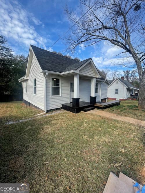 300 Granite St, Hogansville, GA, 30230-1320 | Card Image