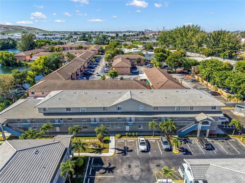 apt-102h-8390 Nw 103rd St, Hialeah Gardens, FL, 33016-4659 | Card Image