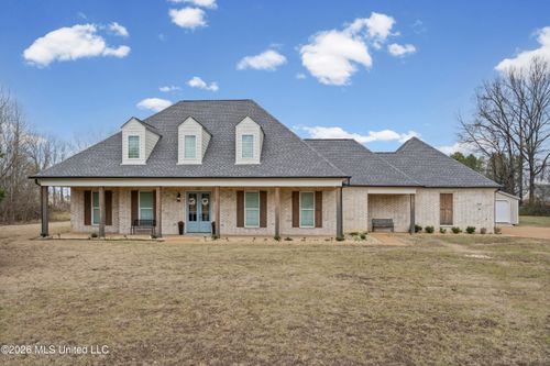 1946 Cotton Dr, Hernando, MS, 38632-6769 | Card Image