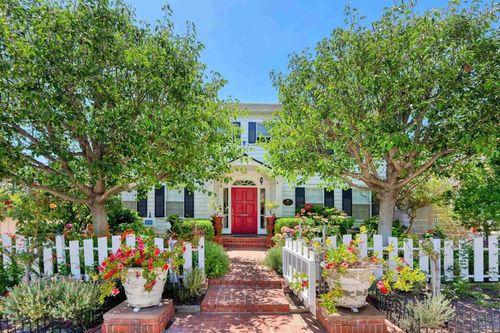 3130 2nd Ave, San Diego, CA, 92103-5608 | Card Image