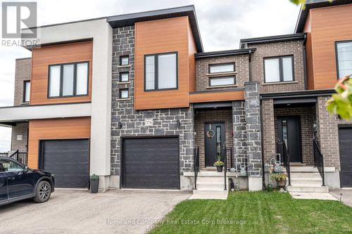 376 Bradshaw Dr, Stratford, ON, N5A0K2 | Card Image