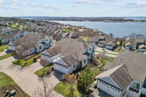 47 Watermark Dr, Tiverton, RI, 02878-4272 | Card Image