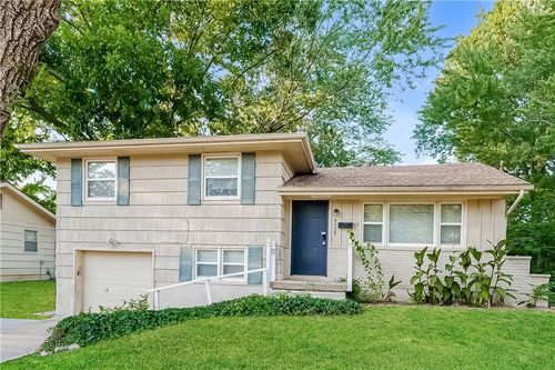 8508 E 85th Ter, Raytown, MO, 64138-3025 | Card Image