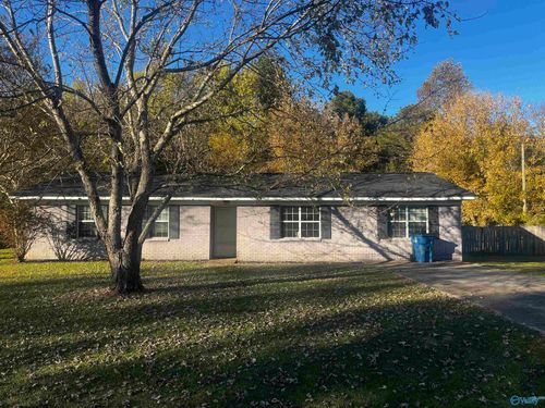 151 Forest Valley Dr, Albertville, AL, 35950-4034 | Card Image