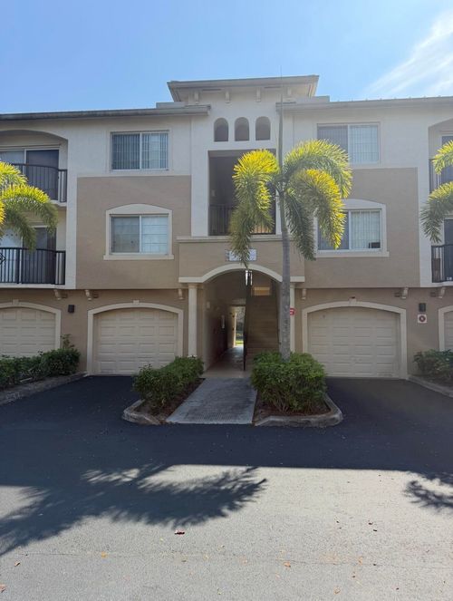 100 Crestwood Ct Court N, Royal Palm Beach, FL, 33411 | Card Image