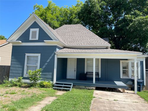 618 W 16th St, Ada, OK, 74820-7404 | Card Image