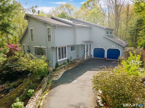 26 Vidich Ln, Naugatuck, CT, 06770-1541 | Card Image