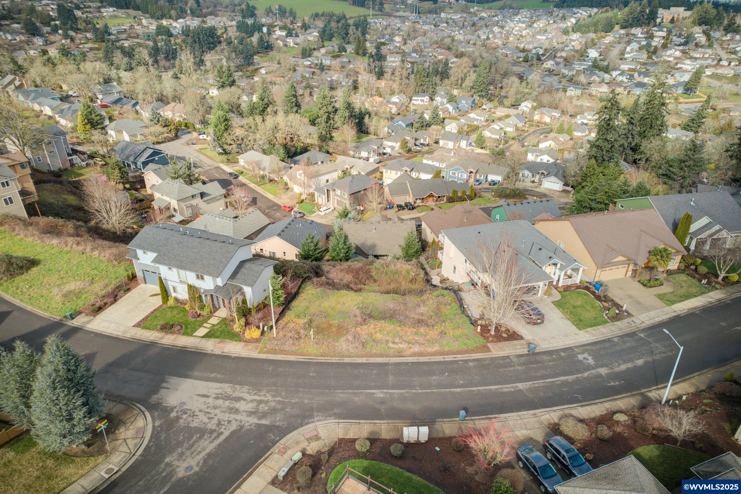 Land in Salem 4
