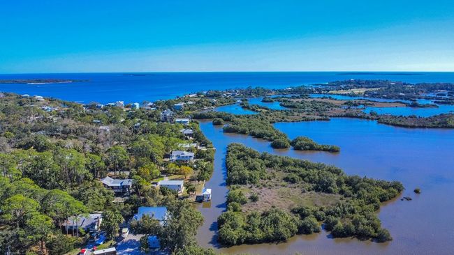 16490 Sw Indiana Ave, House other with 4 bedrooms, 4 bathrooms and null parking in CEDAR KEY FL | Image 78