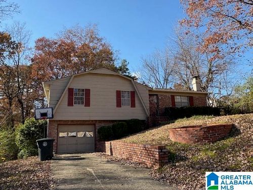 939 Von Dale Ln, BIRMINGHAM, AL, 35215-7133 | Card Image