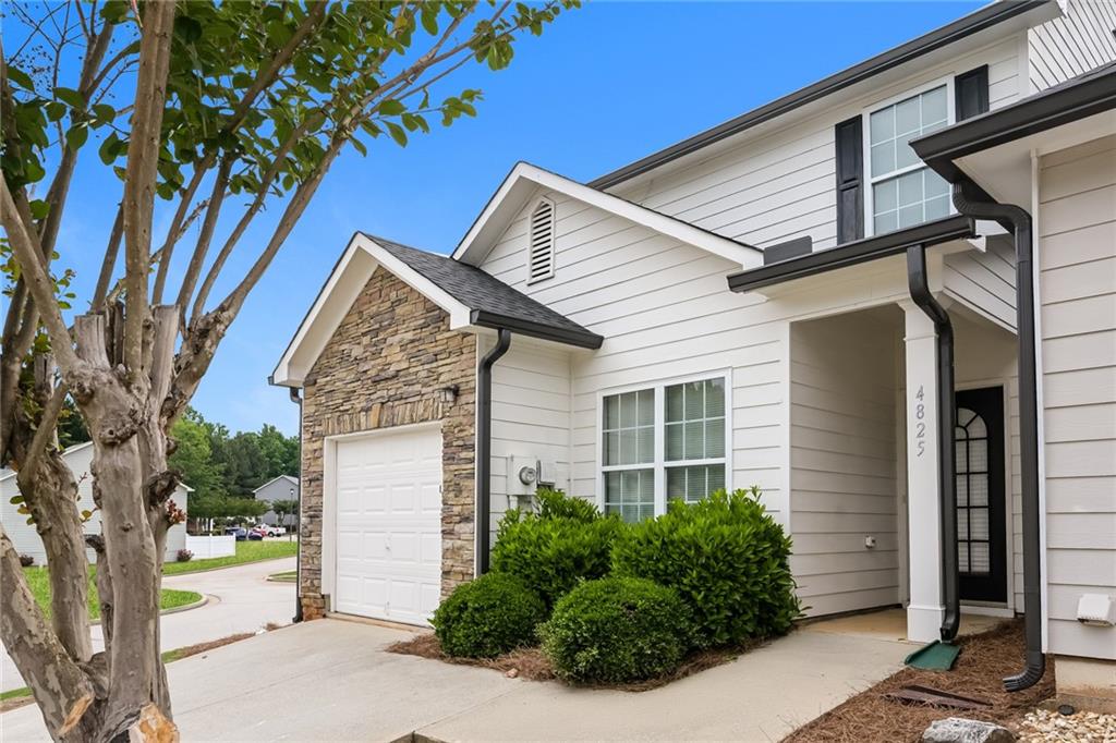Residential in Oakwood 2