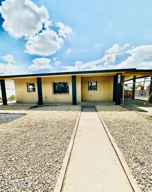 5018 Flower Dr, El Paso, TX, 79905-5040 | Card Image