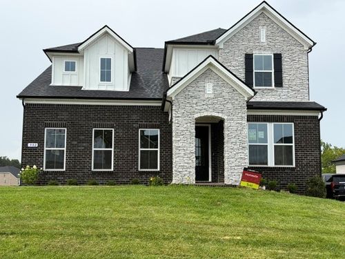 982 Champions Cir, Mount Juliet, TN, 37122-2748 | Card Image