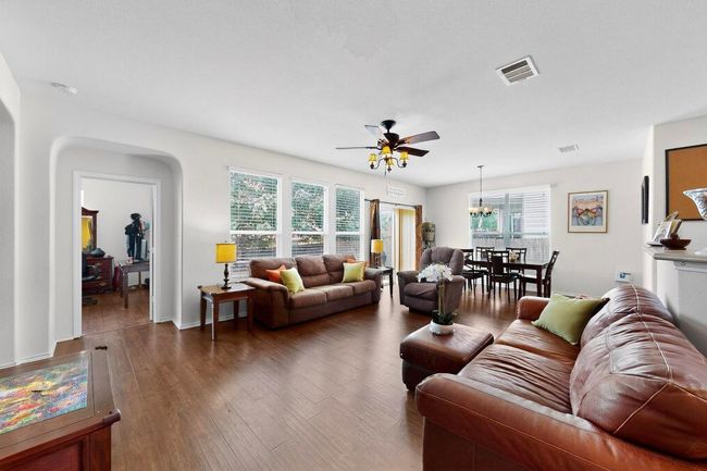 140 Matthews, House other with 3 bedrooms, 2 bathrooms and 4 parking in Kyle TX | Image 5