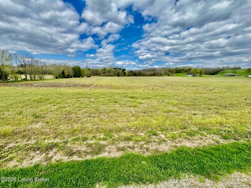2 Valley Hill Rd, Springfield, KY, 40069-9425 | Card Image