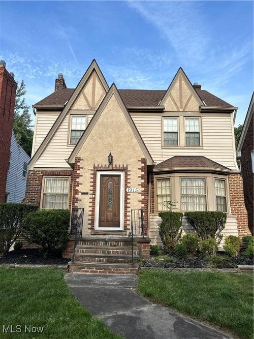 1915 Powell Avenue, Cleveland Heights, OH, 44118 | Card Image