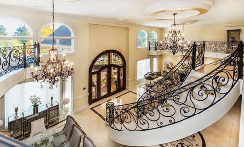 {{alt}} | Card Image