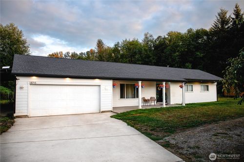 18715 Pioneer Way E, Orting, WA, 98360-9234 | Card Image
