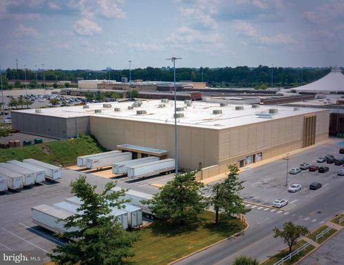 200 Plaza Blvd, Lancaster, PA, 17601 | Card Image