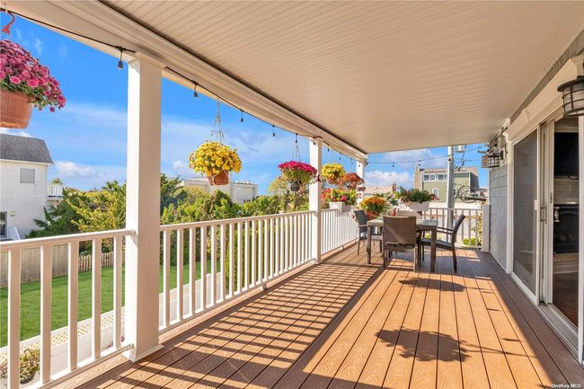 67 Matlock St, House other with 3 bedrooms, 3 bathrooms and null parking in Lido Beach NY | Image 26