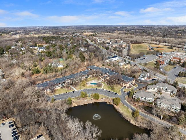APT-208 - 205 Barry Ave S, Condo with 1 bedrooms, 1 bathrooms and null parking in Wayzata MN | Image 48