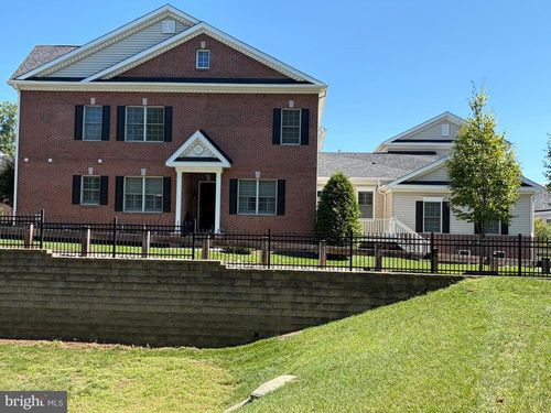 39 Creekview Lane, Yardley, PA, 19067 | Card Image