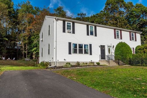 l-70 Landing Dr, Taunton, MA, 02780-4965 | Card Image