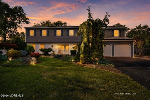 4 Canadian Woods Rd, Marlboro, NJ, 07746-1605 | Card Image