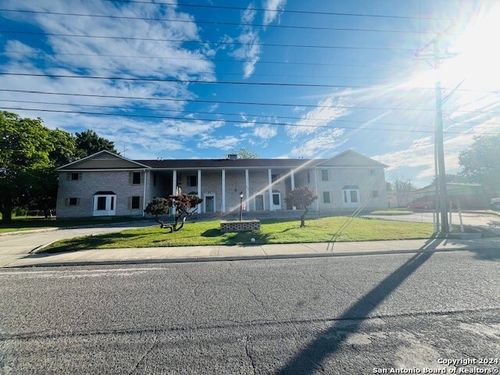 apt-8-811 Jackson Keller Rd, San Antonio, TX, 78216-7145 | Card Image