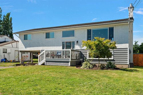 2128 Skylark Lane, Sidney, BC, V8L1Y4 | Card Image