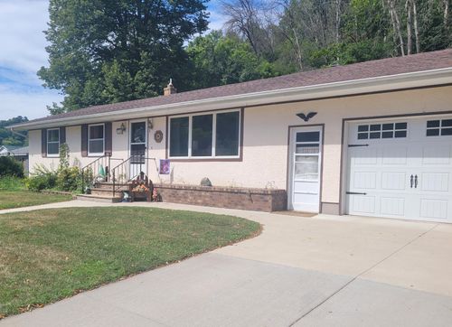 E326 Eau Galle Rd, Spring Valley, WI, 54767-9001 | Card Image