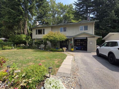 3796 St. Thomas St, Port Coquitlam, BC, V3B2Z5 | Card Image