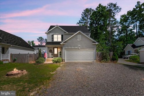 360 4th St, COLONIAL BEACH, VA, 22443-1749 | Card Image