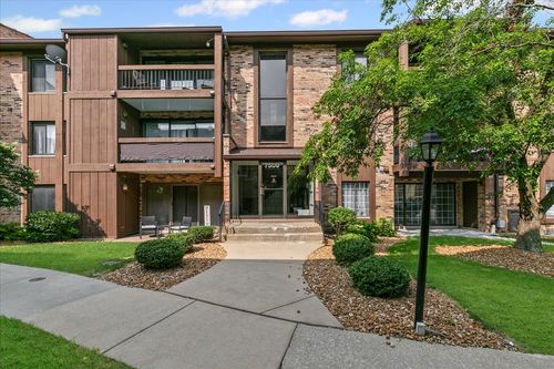 apt-232-7509 175th St, Tinley Park, IL, 60477-3768 | Card Image