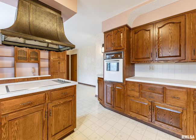 9721 234 Th St N, House other with 3 bedrooms, 2 bathrooms and null parking in Port Byron IL | Image 15