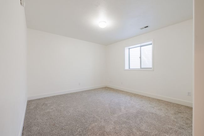 Basement Room #5 | Image 25