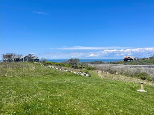 899 Cooneymus Rd, House other with 5 bedrooms, 4 bathrooms and 4 parking in Block Island RI | Image 6