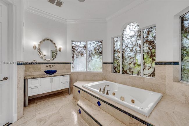 13400 Sw 83 Rd Ave, House other with 4 bedrooms, 6 bathrooms and null parking in Pinecrest FL | Image 20