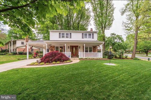 8905 Side Saddle Rd, SPRINGFIELD, VA, 22152-2737 | Card Image