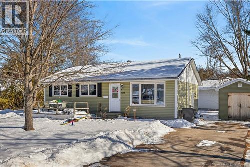 302 Fulton Ave, Fredericton, NB, E3A2C2 | Card Image