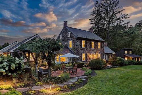 1109 Apple Rd, QUAKERTOWN, PA, 18951-5423 | Card Image